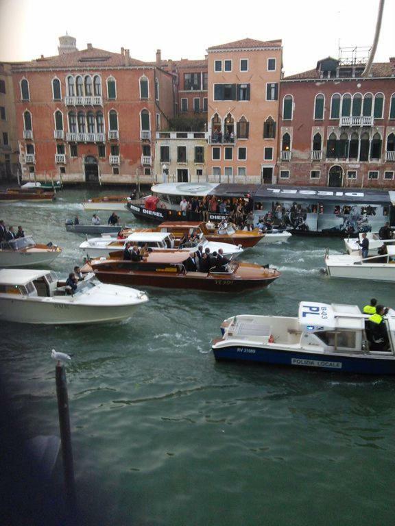 Honeymoon On Grand Canal Pensión